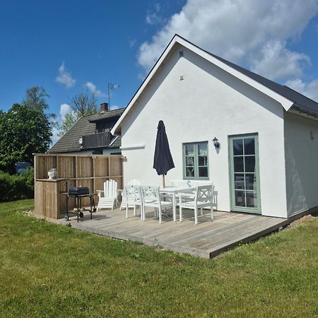 Litet Hus I Mysig By Naera Havet Villa Ystad Eksteriør bilde